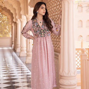 "Pink Dori Paisley Aafreen Kurta Set – Grace Meets Tradition" 🌸
